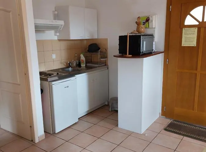 Place Republique דירה